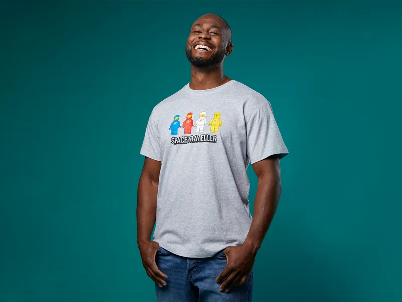Short-Sleeve Space Traveler Adults T-Shirt – Gray Mélange