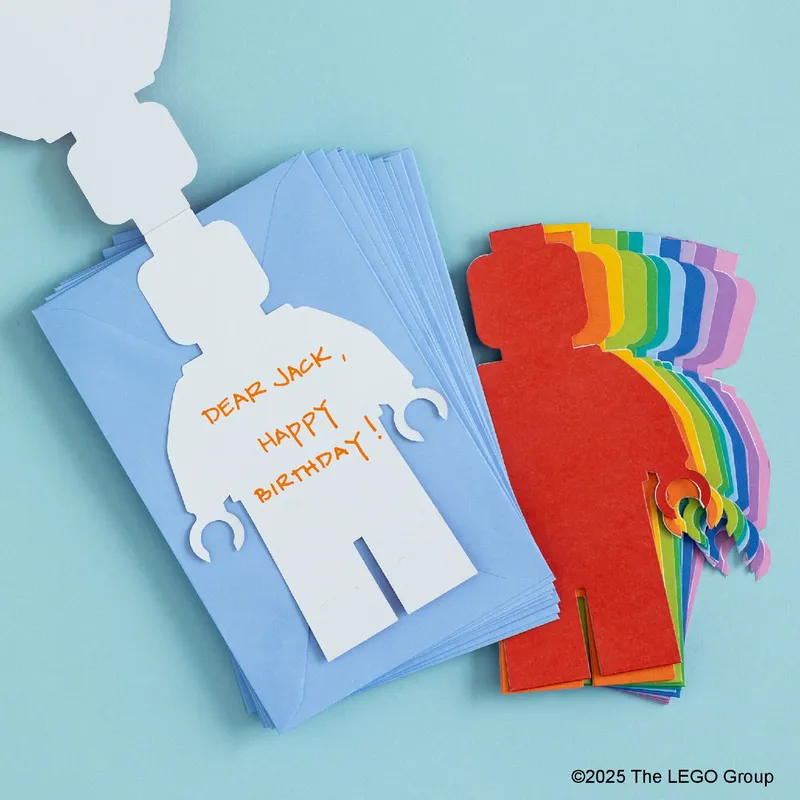 Minifigure Notecards: 12 Shaped Notecards with Envelopes