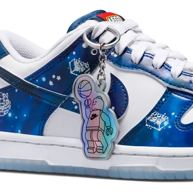 Nike Dunk Low x LEGO Collection – Big Kids Shoes