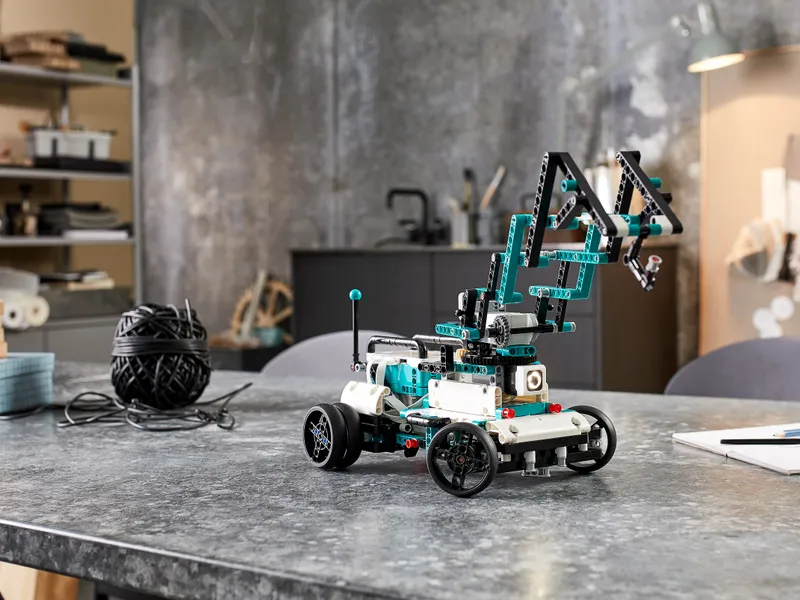 Robot Inventor