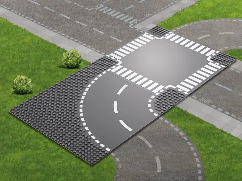 Curve and Crossroad Curve and Crossroad