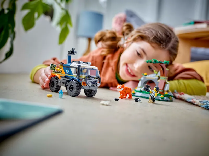 Jungle Explorer Truck Jungle Explorer Truck