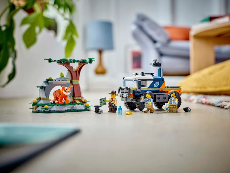 Jungle Explorer Truck Jungle Explorer Truck