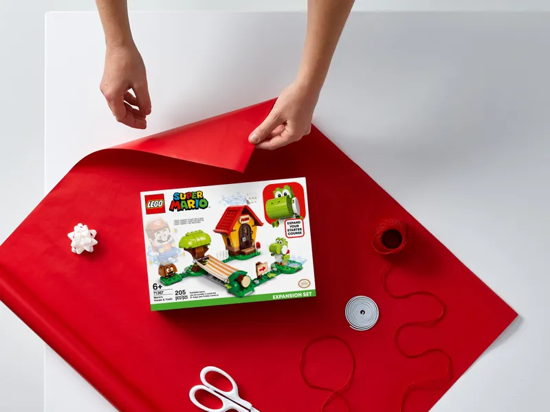 Mario's House & Yoshi Expansion Set Mario's House & Yoshi Expansion Set
