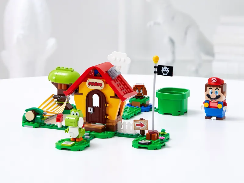 Mario's House & Yoshi Expansion Set Mario's House & Yoshi Expansion Set