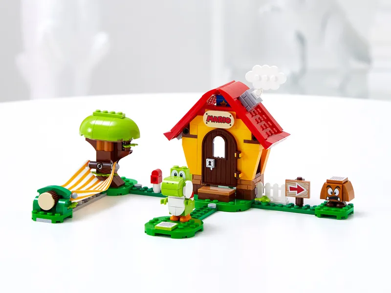 Mario's House & Yoshi Expansion Set Mario's House & Yoshi Expansion Set