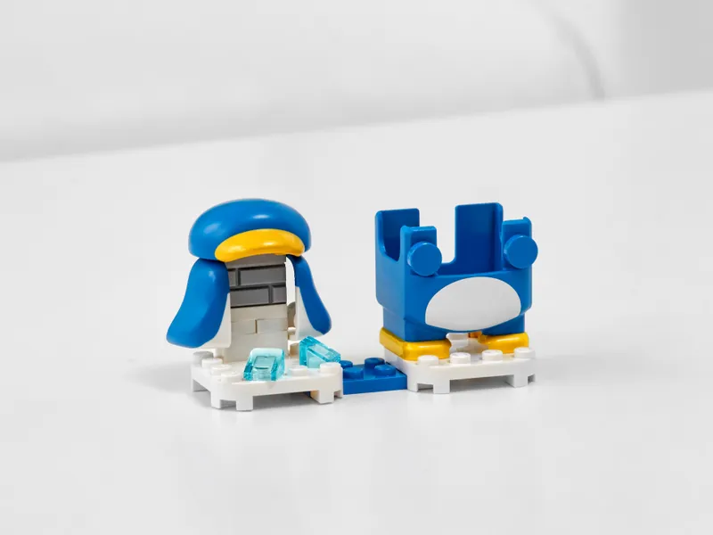 Penguin Mario Power-Up Pack Penguin Mario Power-Up Pack