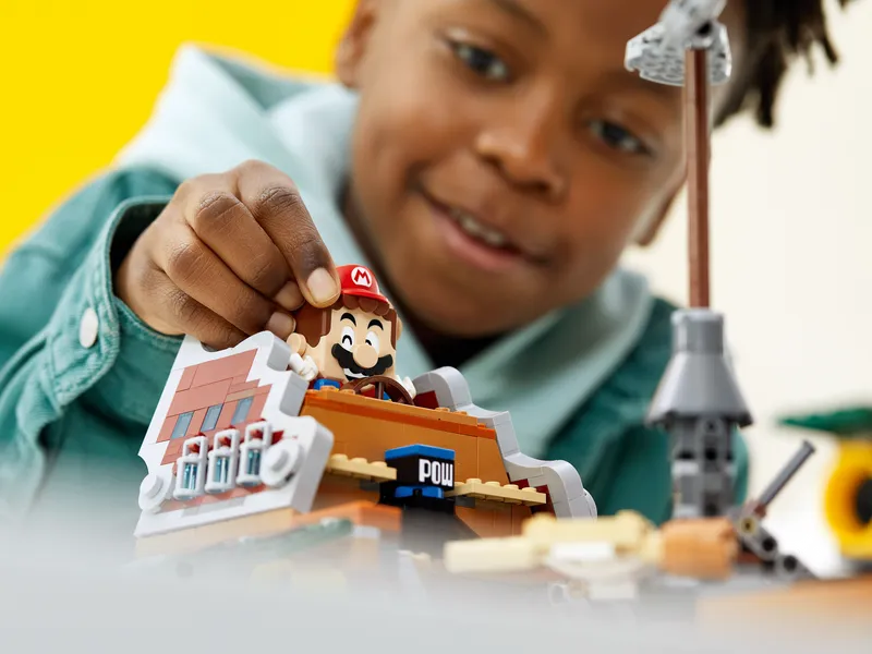 Bowser's Airship Expansion Set Bowser's Airship Expansion Set
