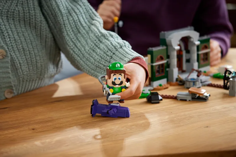 Luigi's Mansion Entryway Expansion Set Luigi's Mansion Entryway Expansion Set