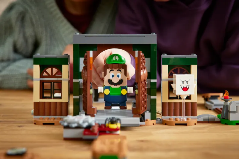 Luigi's Mansion Entryway Expansion Set Luigi's Mansion Entryway Expansion Set