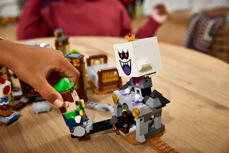 Luigi's Mansion Haunt-and-Seek Expansion Set Luigi's Mansion Haunt-and-Seek Expansion Set