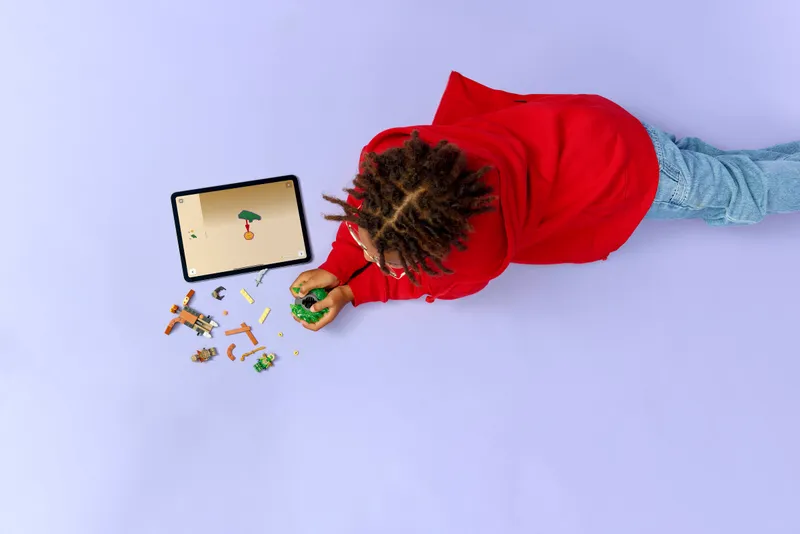 Lloyd vs. Earth Monster Spinner