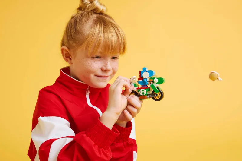 Mario Kart - Yoshi Bike Mario Kart - Yoshi Bike