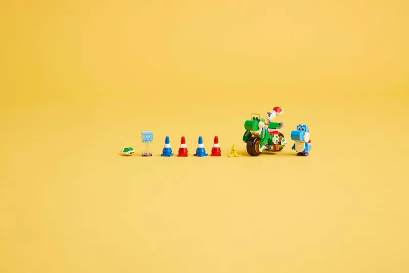 Mario Kart - Yoshi Bike Mario Kart - Yoshi Bike