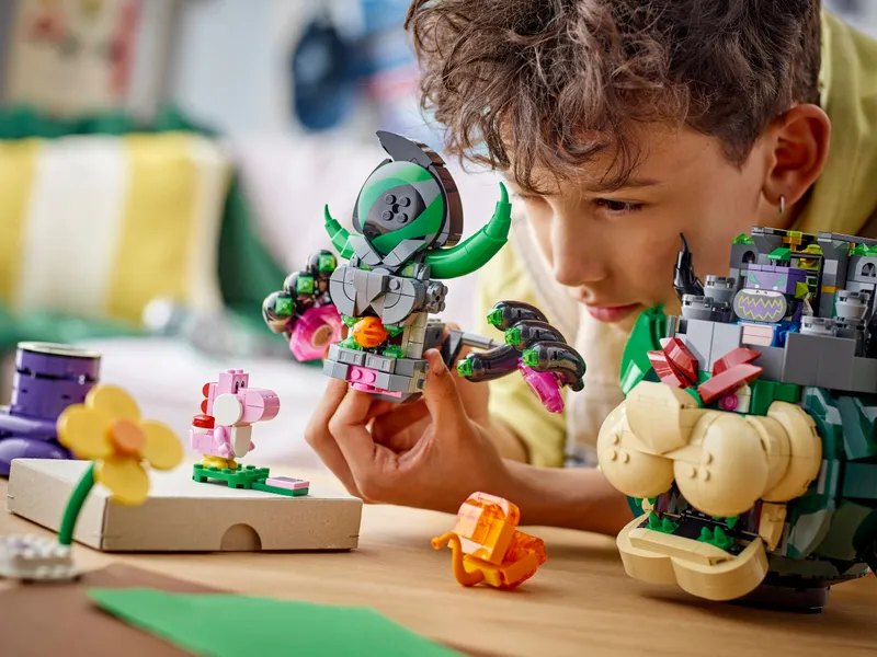 Prince Florian & Castle Bowser