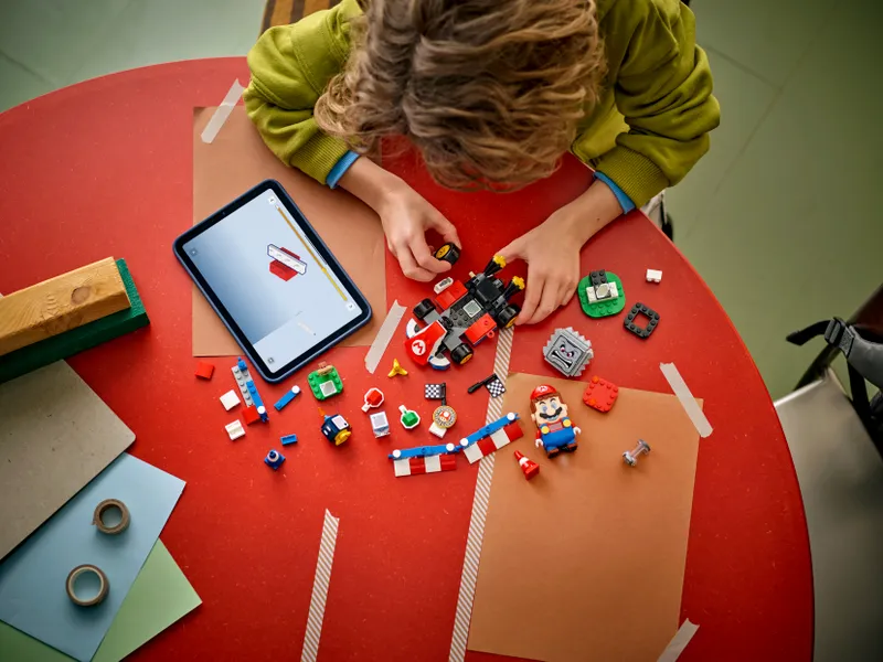 Mario Kart – Interactive LEGO Mario & Standard Kart