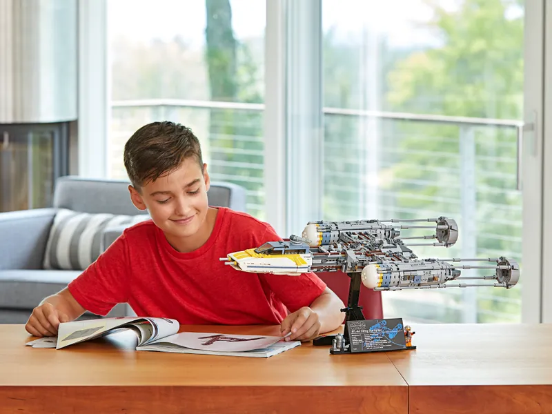 Y-Wing Starfighter Y-Wing Starfighter
