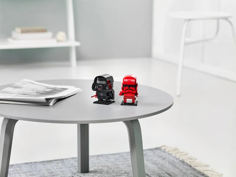 Kylo Ren & Sith Trooper Kylo Ren & Sith Trooper