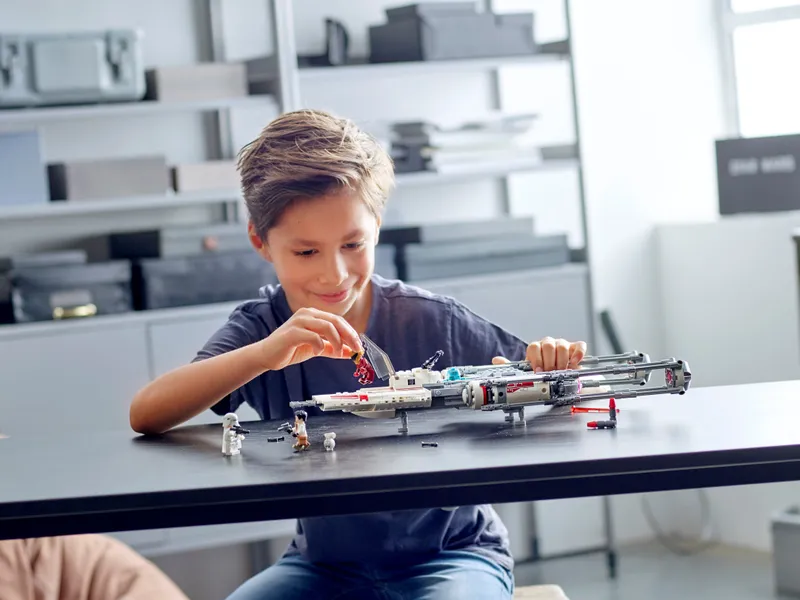 Resistance Y-Wing Starfighter