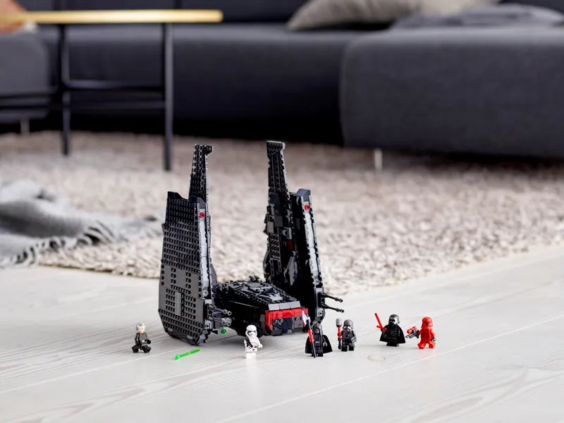 Kylo Ren's Shuttle Kylo Ren's Shuttle