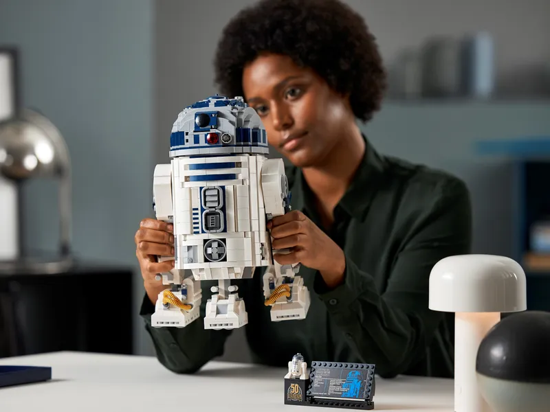 R2-D2 R2-D2