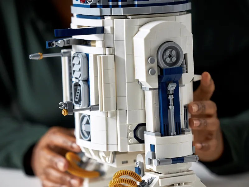 R2-D2 R2-D2
