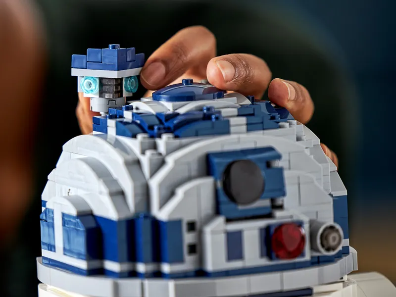 R2-D2 R2-D2
