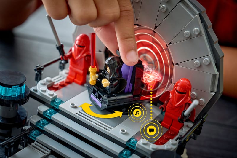 Throne Room Duel &amp; A-Wing