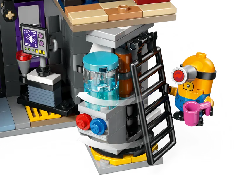 Minions and Gru's Family Mansion