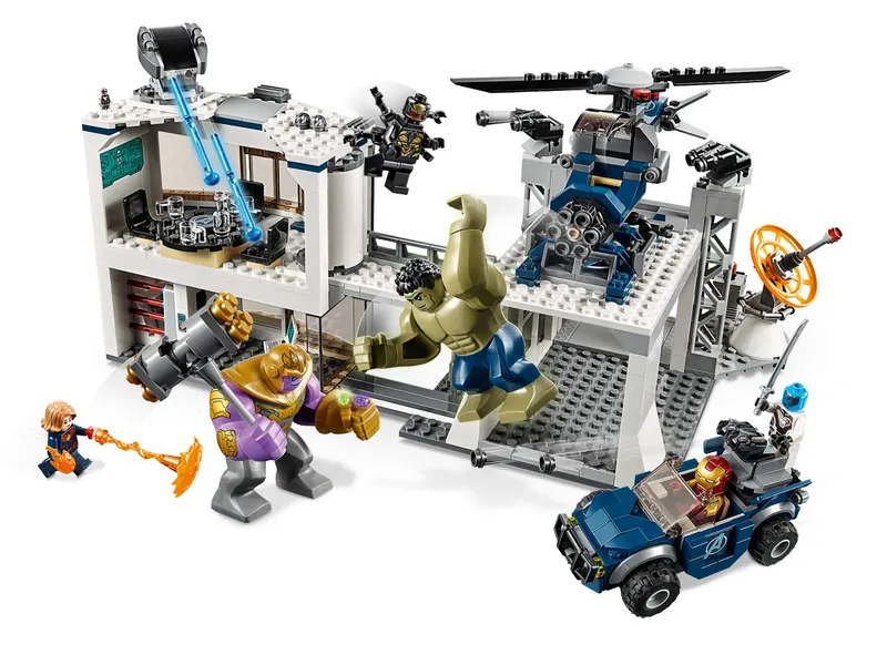 Avengers Compound Battle