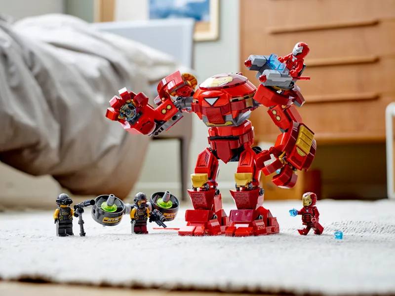 Iron Man Hulkbuster versus A.I.M. Agent Iron Man Hulkbuster versus A.I.M. Agent
