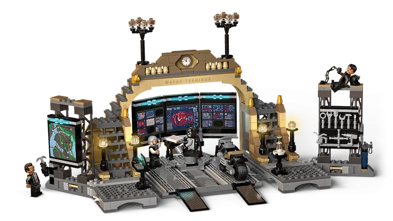Batcave: The Riddler Face-off
