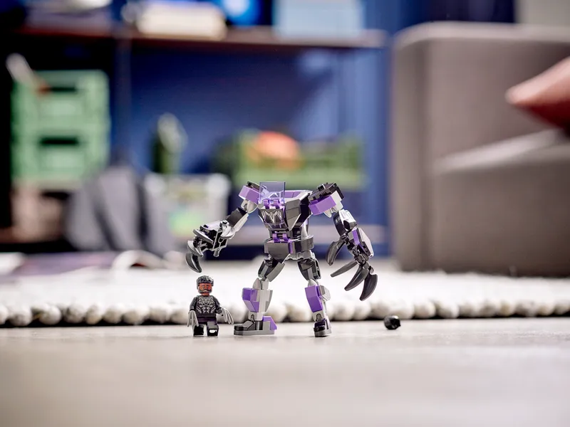 Black Panther Mech Armor Black Panther Mech Armor