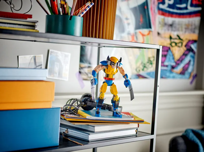 Wolverine Construction Figure Wolverine Construction Figure