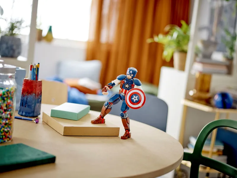 Captain America Construction Figure Captain America Construction Figure