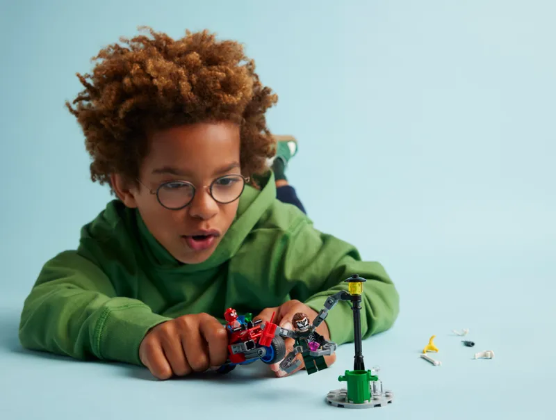Motorcycle Chase: Spider-Man vs. Doc Ock Motorcycle Chase: Spider-Man vs. Doc Ock