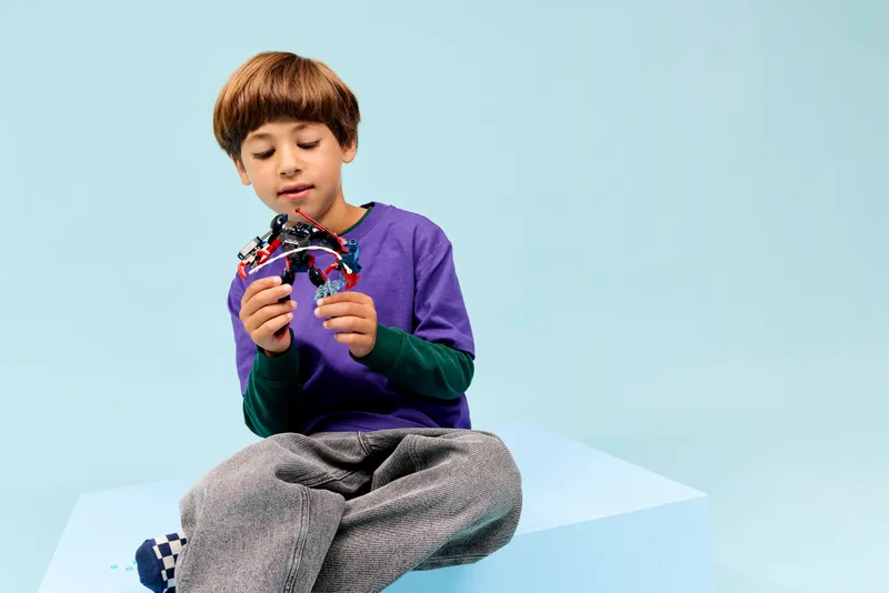 Miles Morales Mech vs. Spider-Man 2099