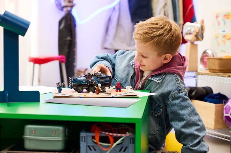 Spider-Man Prison Transport Chase