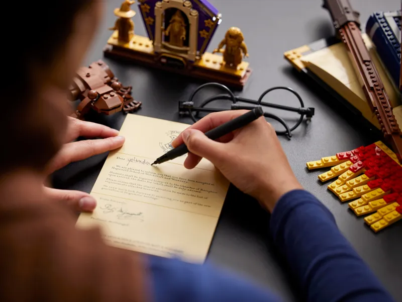 Hogwarts Icons Collectors' Edition
