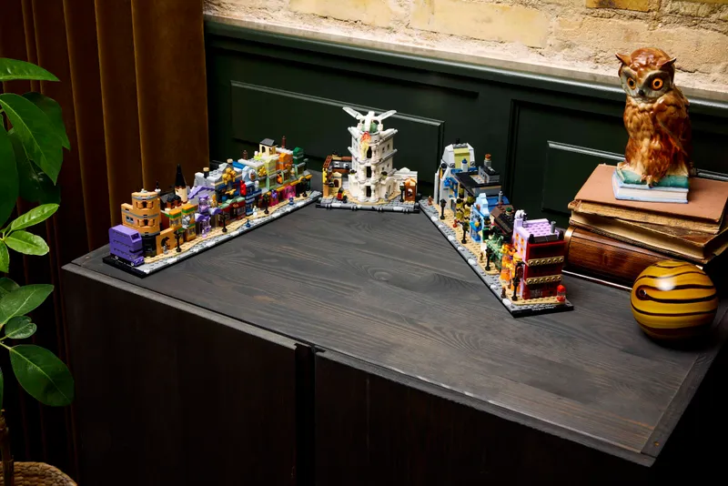 Diagon Alley Wizarding Shops
