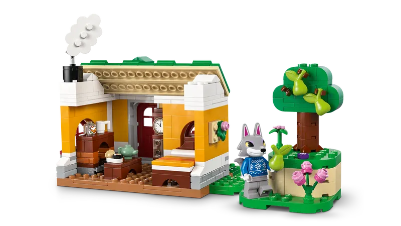 Creative Houses: Seasons of Fun