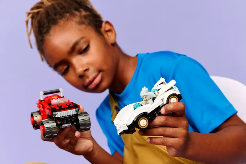 Silver's car vs. Knuckles' Monster Truck