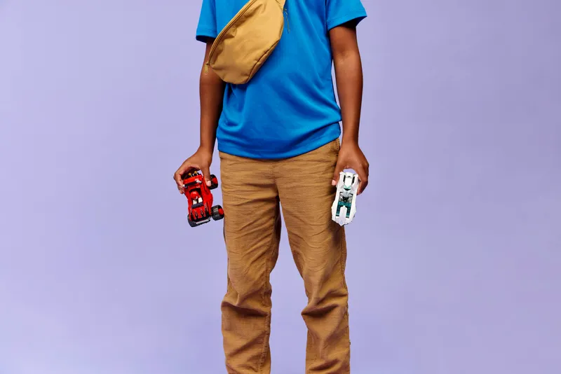 Silver's car vs. Knuckles' Monster Truck