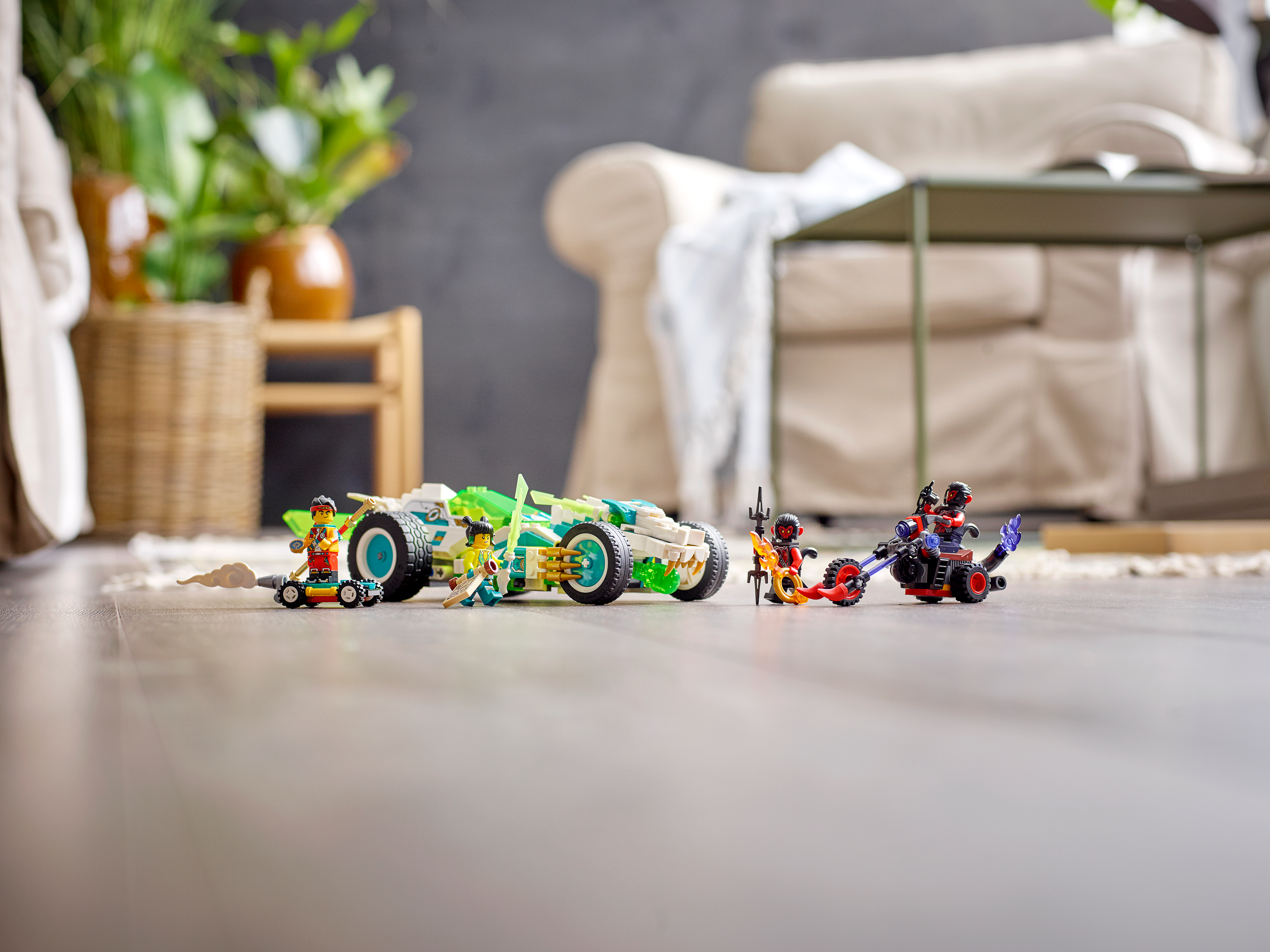 Mei's Dragon Car